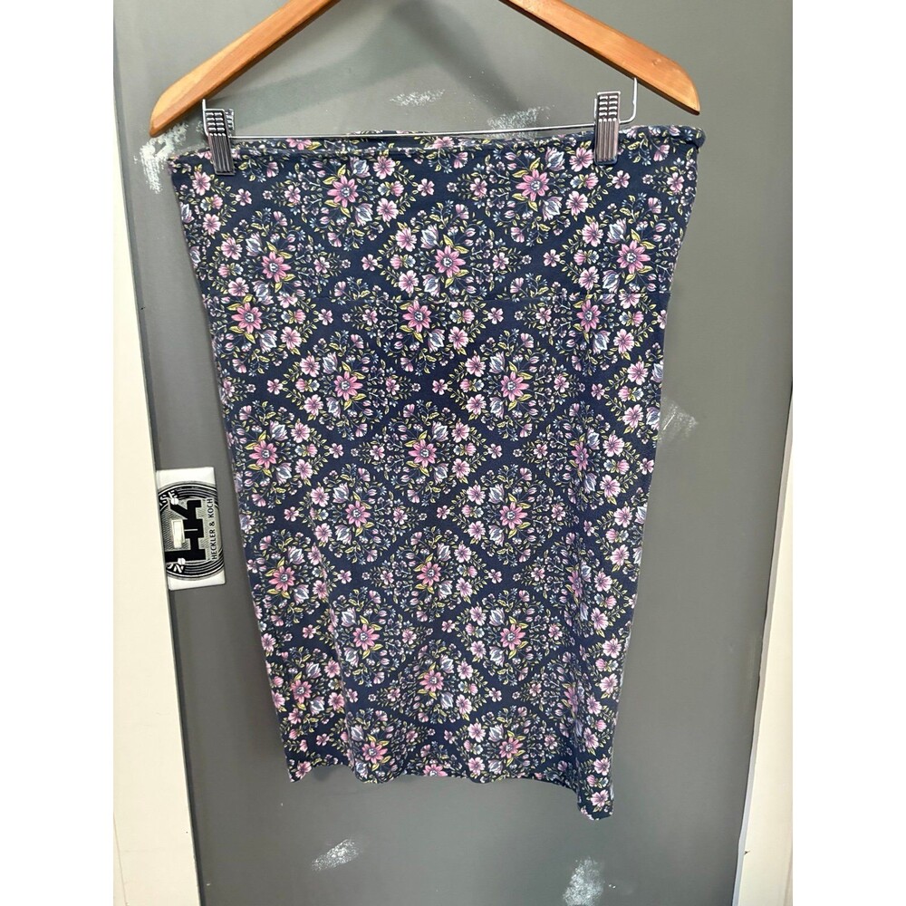 Torrid size 0 blue and pink floral pencil skirt